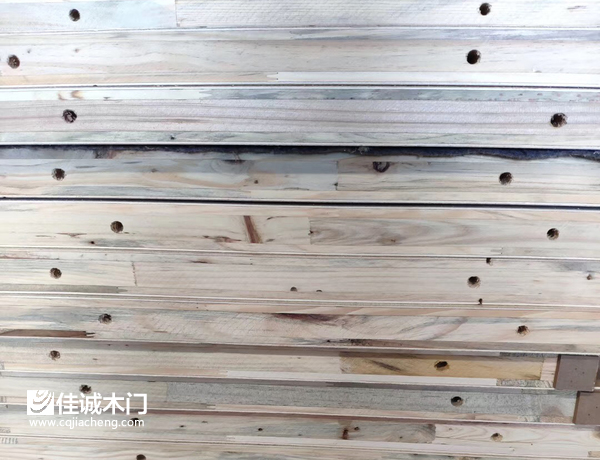 重慶佳誠木門：全新實木貼板